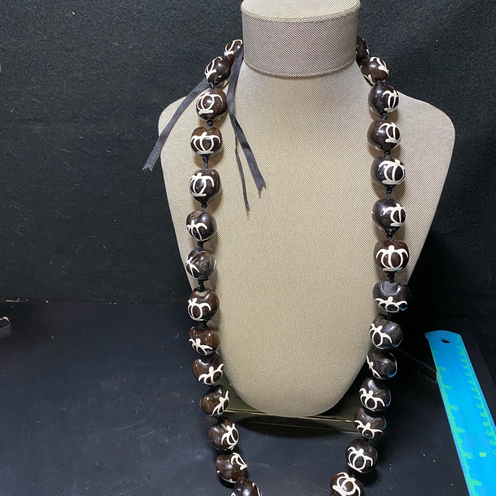Kukui nut lei Hawaiian Beaded Necklace
